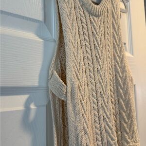 Zara Kid’s Cable Knit Sweater Vest - Cream